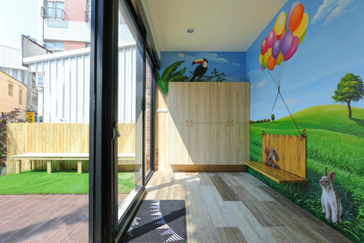 Colorful Balloons Homestay Манонг Екстериор снимка