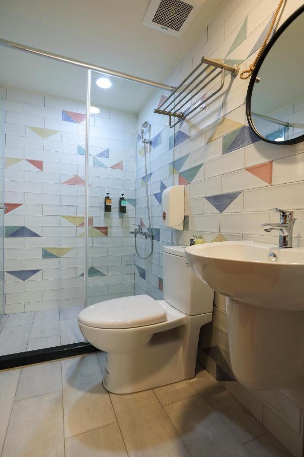 Colorful Balloons Homestay Манонг Екстериор снимка